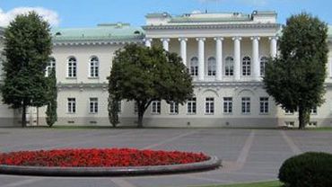 Литовцу помешали повеситься у президентского дворца