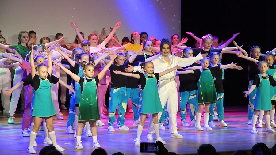 Часовой марафон танца от "ENERGY"! (видео) - В Висагинасе