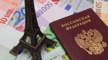 СМИ: Тысячи европейцев мечтают о российском паспорте
