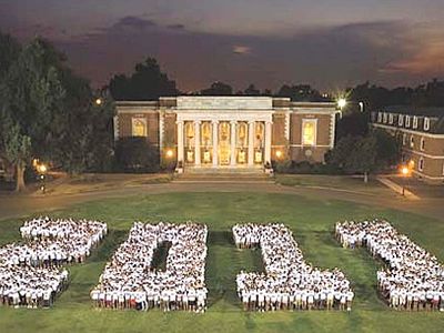 2011 год: Cплошные потрясения                                                                                                                          - В Мире