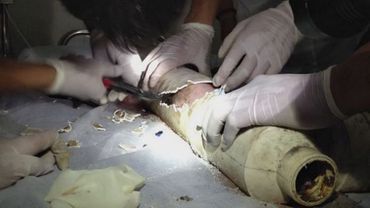В Китае спасли застрявшего в трубе новорожденного, которого смыла в канализацию мать (ВИДЕО)