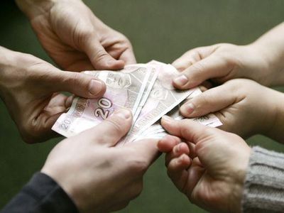 Увеличение минимальной зарплаты на 50 литов смешит и народ, и работодателей                                                                 - Литва и страны Балтии