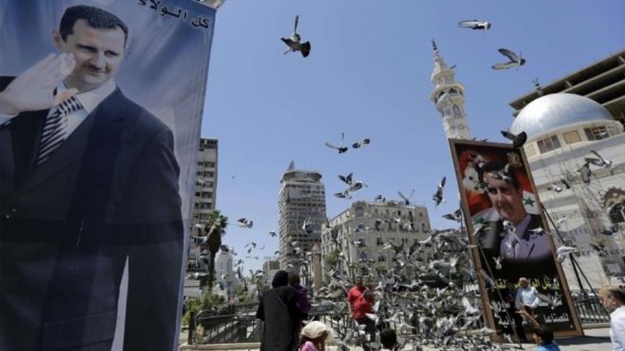 Karo draskoma Sirija renka prezidentą - Pasaulyje