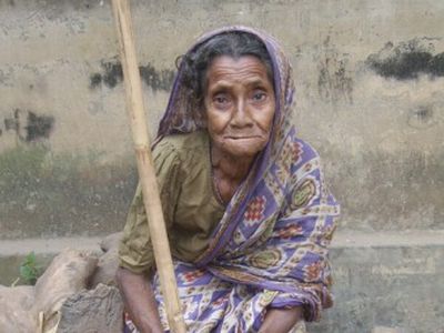 Индийская попрошайка открыла счет в банке - Хобби, отдых и развлечения