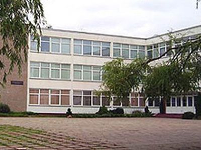 В Литве угрожают взорвать русскую гимназию - Литва и страны Балтии