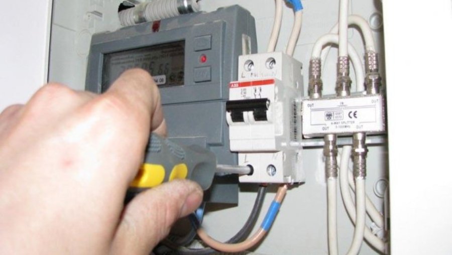 Горячая линия ТТС: Когда будут счетчики? - В Висагинасе