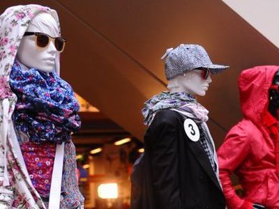 Одежда для нас тоже роскошь                                                                                - Литва и страны Балтии