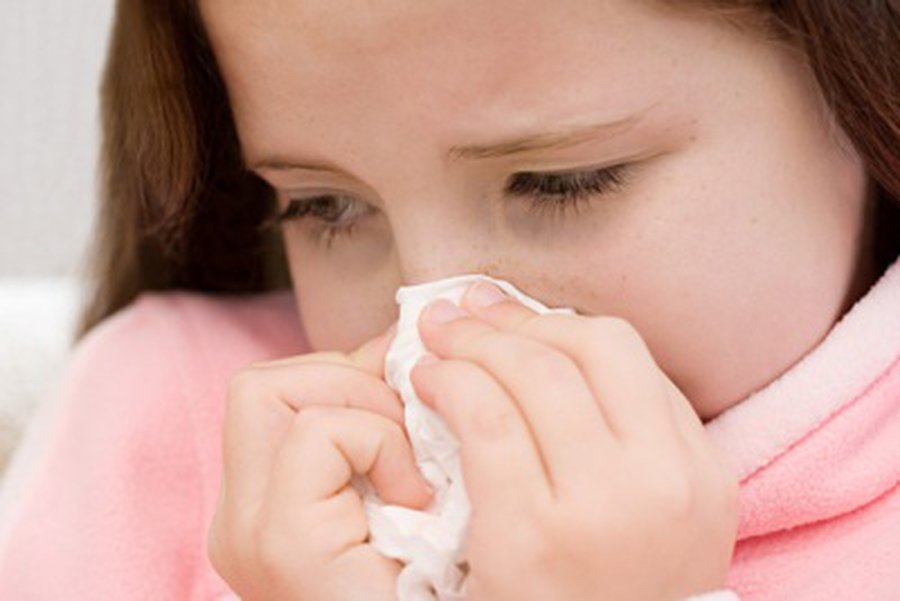 Visagine auga sergamumas  ūmiomis viršutinių kvėpavimo takų infekcijomis - Visagine