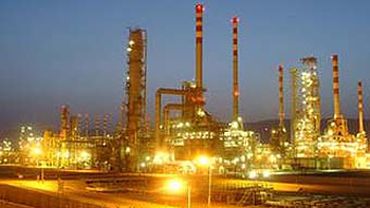 Иран полностью отказался от доллара при заключении нефтяных контрактов
