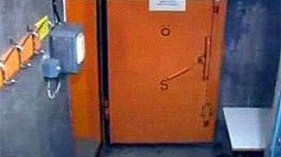 Шведская семья добровольно переехала жить в бункер времен «холодной» войны - Хобби, отдых и развлечения