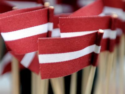 Профессор: Латвию готовят к потере независимости - Литва и страны Балтии