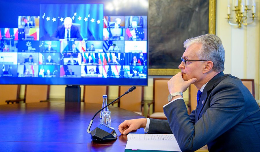 Президент: обязательное тестирование людей, работающих контактным способом — это элементарное действие - Литва и страны Балтии