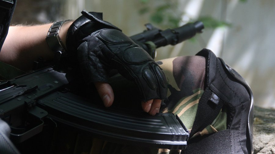 Штурм воинской части в Луганске: солдаты сдались ополченцам - В Мире