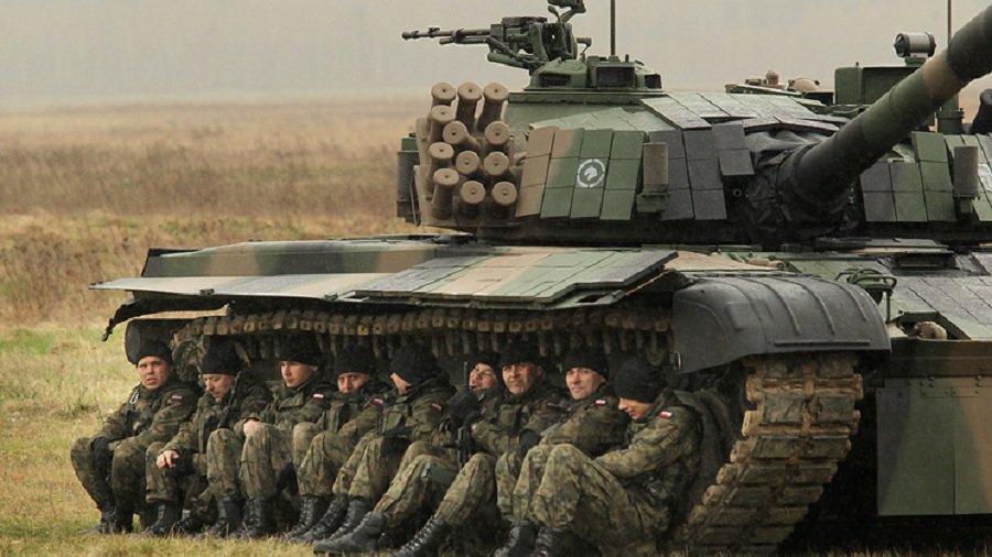 WSJ: Запад заподозрил РФ в попытках взлома смартфонов военных НАТО в Польше и Балтии - IT новости