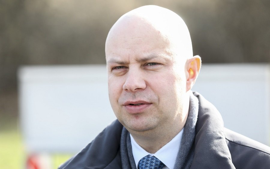 A. Veryga: grįžę iš užsienio piliečiai bus izoliuojami savivaldybių patalpose - Lietuva ir Baltijos šalys