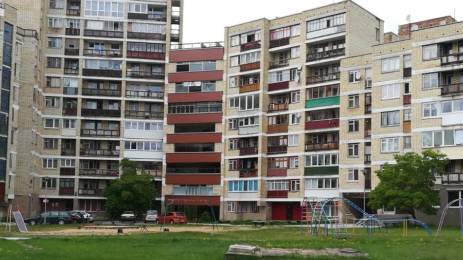 Что делать с переходами в «муравейнике» и с другими проблемными домами? - В Висагинасе