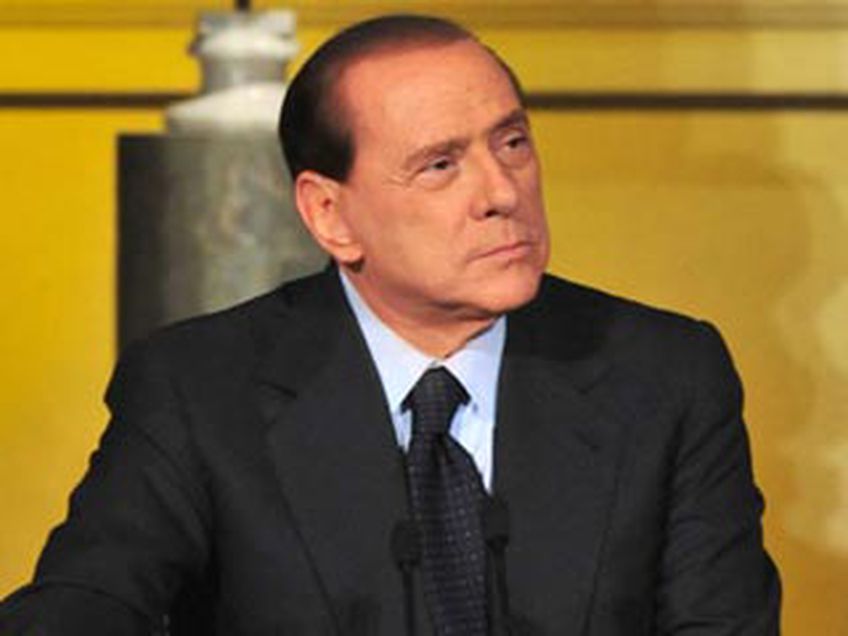 Итальянки так красивы, что сложно избежать изнасилований: «комплимент» Берлускони шокировал Италию
