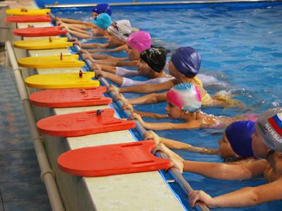 Глас народа: «ВЕРНУТЬ бассейны детям!» - В Висагинасе