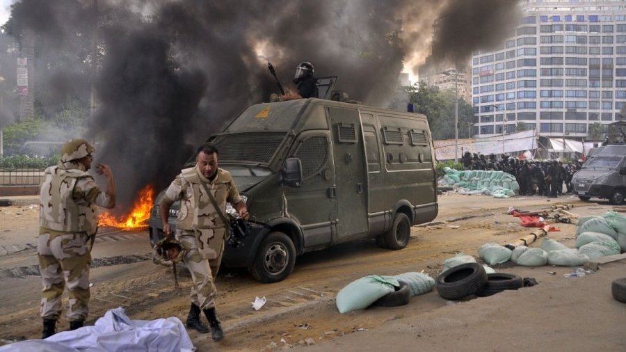 Исламисты посоветовали туристам покинуть Египет - В Мире