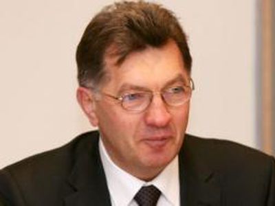 Литовский политик: Дыры бюджета затыкают даже за счет хлеба бедняков - Литва и страны Балтии