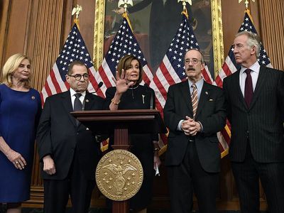 Палата представителей США в третий раз в истории утвердила статьи импичмента президента - В Мире