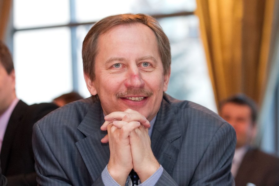 Правительство будет обсуждать возможность повысить минималку до 900 литов - Литва и страны Балтии