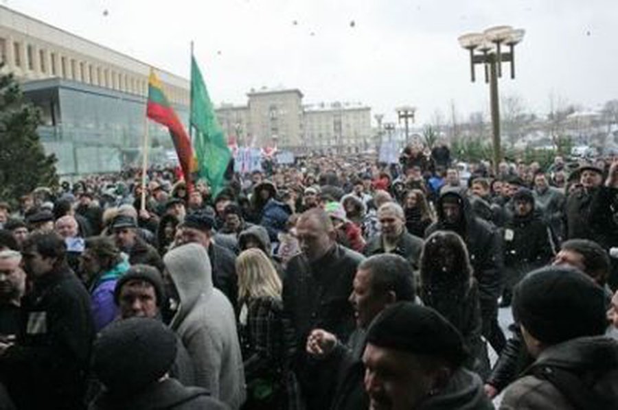 Profsąjungoms leista surengti mitingą 
                  - Lietuva ir Baltijos šalys