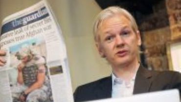 „WikiLeaks“ įkūrėjas paleistas už užstatą                