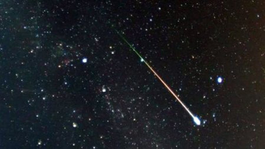 Ночью в небе можно будет наблюдать звездный дождь - Хобби, отдых и развлечения