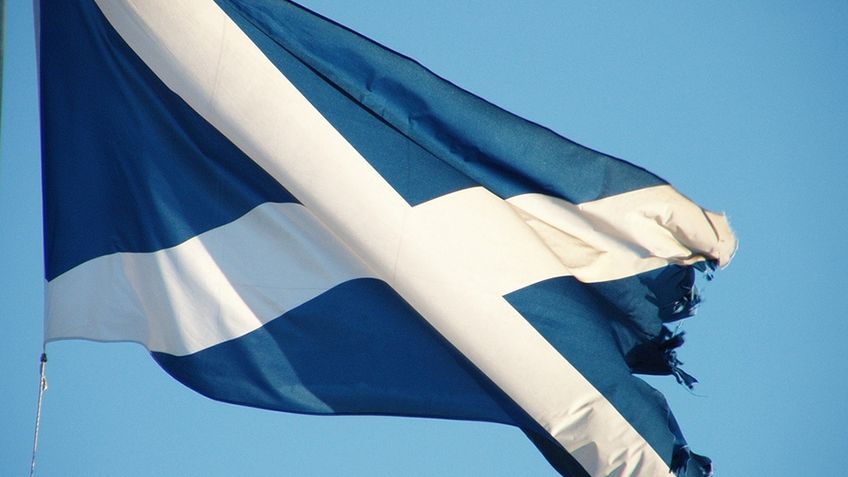 Число сторонников независимости Шотландии растёт на фоне скандала вокруг фунта