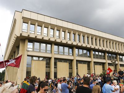 Ответ премьера Литвы протестующим: более 50 проц. привитых также являются частью народа - Литва и страны Балтии