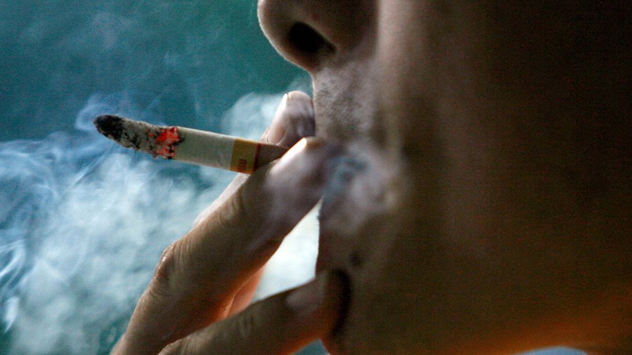 Женщины и мужчины курят по разным причинам - Хобби, отдых и развлечения