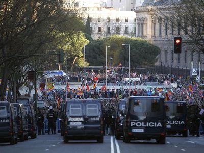 В Мадриде более 85 человек пострадали в результате беспорядков после марша протеста - В Мире