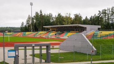 Подписан договор на реконструкцию стадиона. Стоимость проекта – около 0,8 млн евро (видео)
