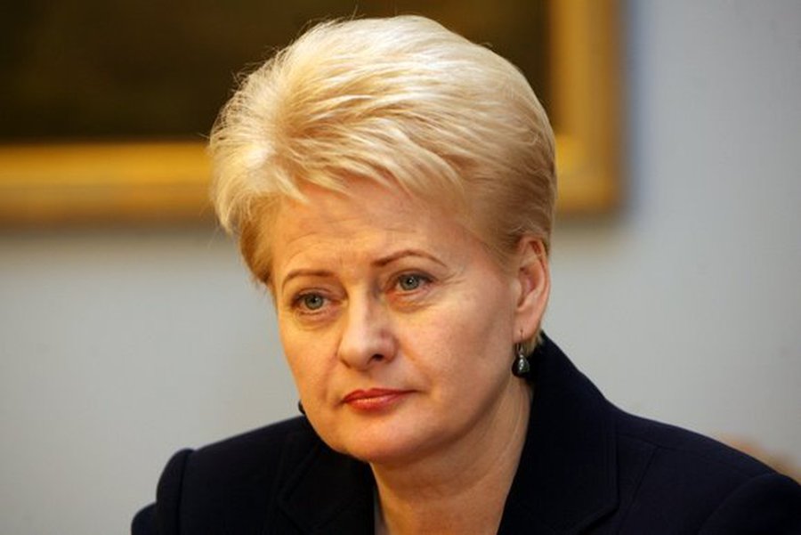 Prezidentūra siūlo išplėsti asmenų, kuriems gali būti taikomos švelnesnės bausmės, sąrašą
 - Lietuva ir Baltijos šalys