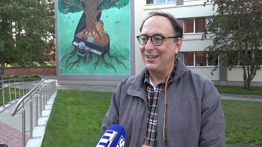 Роберт Гилкрист: «Висагинас – пронизанный культурой город» (видео) - В Висагинасе