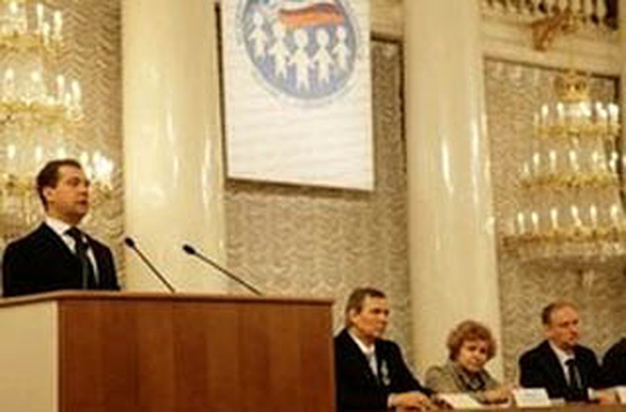 Соотечественники против формализма - В Мире