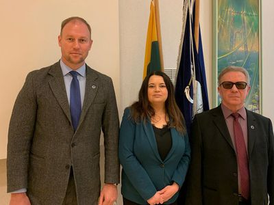 Linkime visiems visaginiečiams linksmų Velykų - Sveikinimai