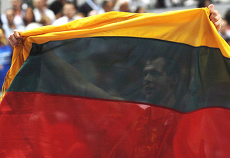 LIETUVOS NEPRIKLAUSOMYBĖS ATKŪRIMO DIENOS PAMINĖJIMO RENGINIAI VISAGINO SAVIVALDYBĖJE - Visagine