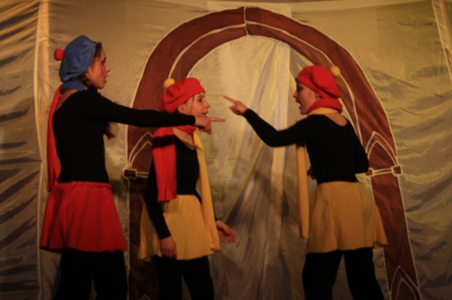 Висагинас отметил Международный день театра  (добавлено фото)                                                                                          - В Висагинасе