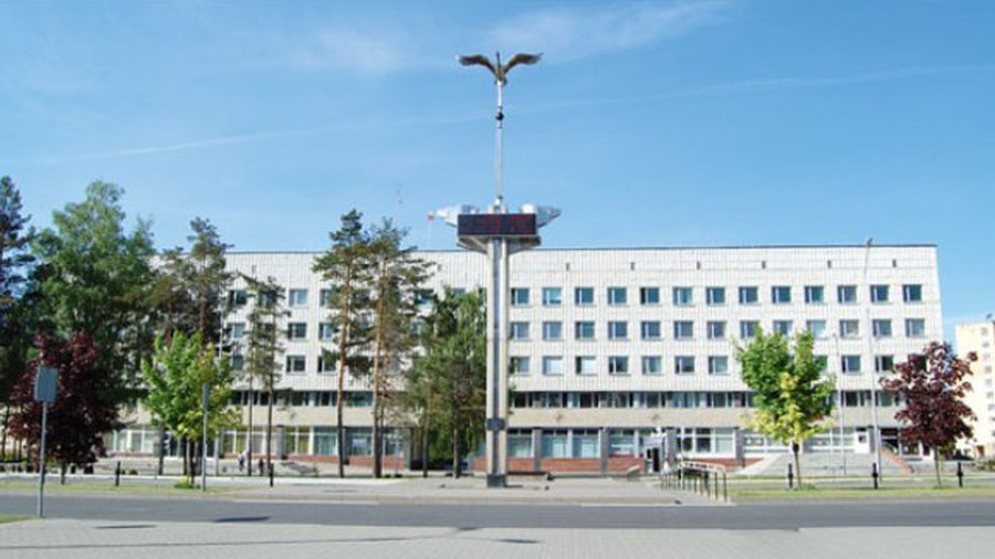 Опрос: Как вы оцениваете работу нашего самоуправления в 2013 году? - В Висагинасе