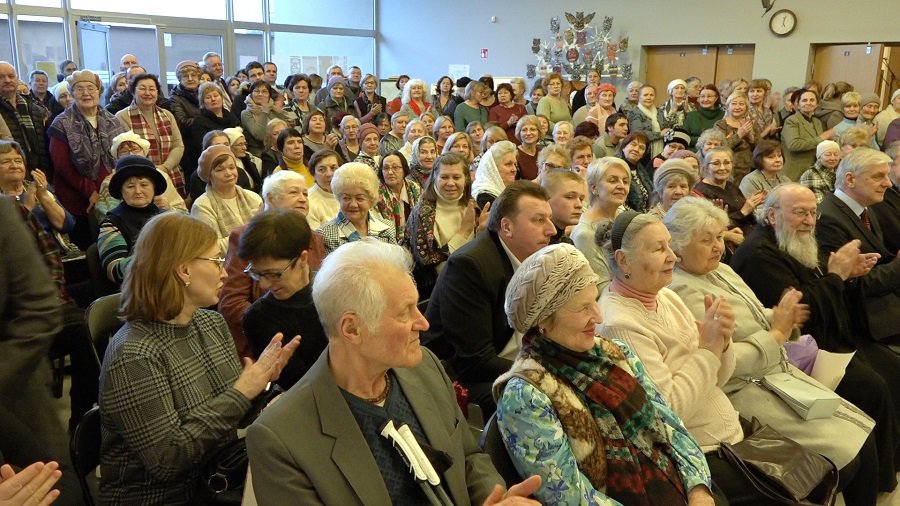 Духовная общность висагинцев в дни христианских праздников (видео) - В Висагинасе