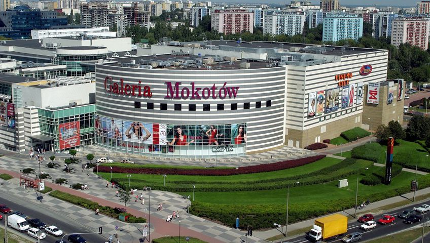 Польша планирует "налог на пробки" для крупных торговых центров