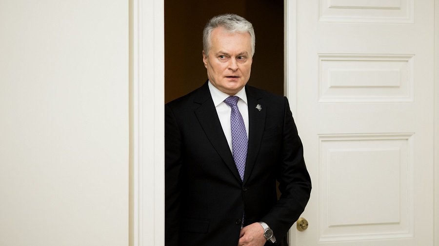 Офис президента: неправильно превращать проблему трех министров в проблему Сейма - Литва и страны Балтии