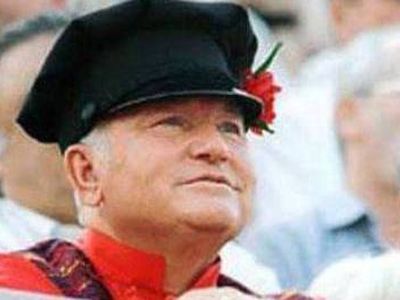 J. Lužkovas ruošiasi nuolat gyventi Latvijoje - Pasaulyje