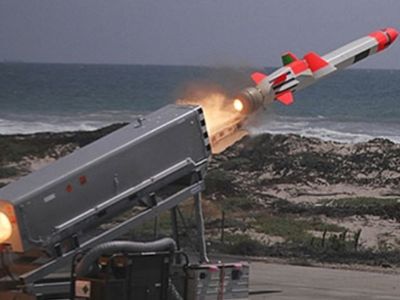 Обаму просят разместить в Литве ядерное оружие - Литва и страны Балтии