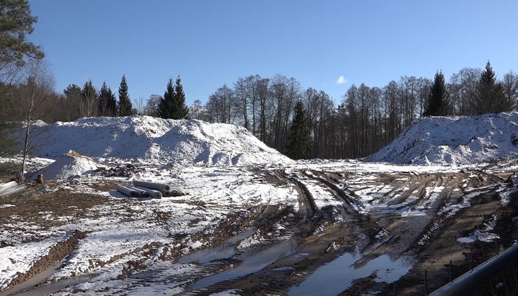 Почему в Висагинасе приостановлено строительство насыпной горки (добавлено видео)