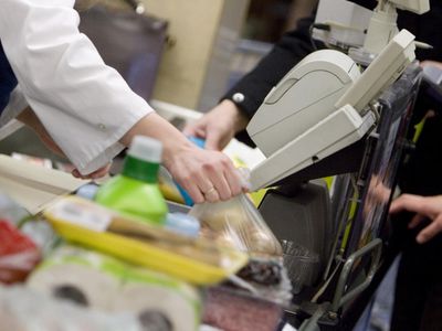 Кассирша: и в Литве можно жить                                  - Литва и страны Балтии