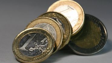 Латвийские мошенники уже взялись за подделку евро