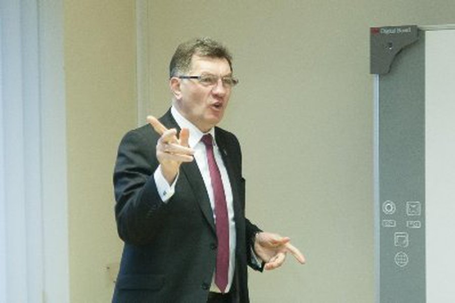 A.Butkevičius atskleidė, kada bus aišku, ar Lietuva statys AE - Energetika